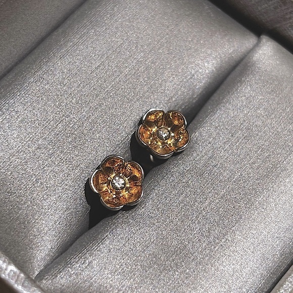 Anthropologie Gold Floral Stud Earrings - Picture 3 of 5